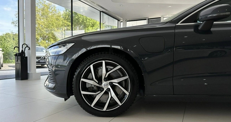 Volvo V60 cena 129900 przebieg: 164529, rok produkcji 2019 z Sztum małe 781